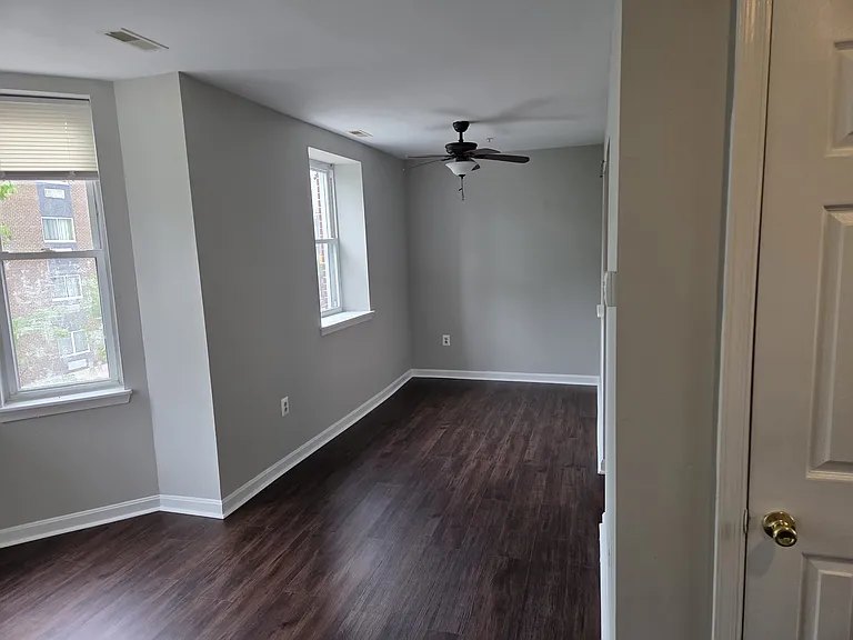 1216-1218 W Fayette St #201 — Photo 24