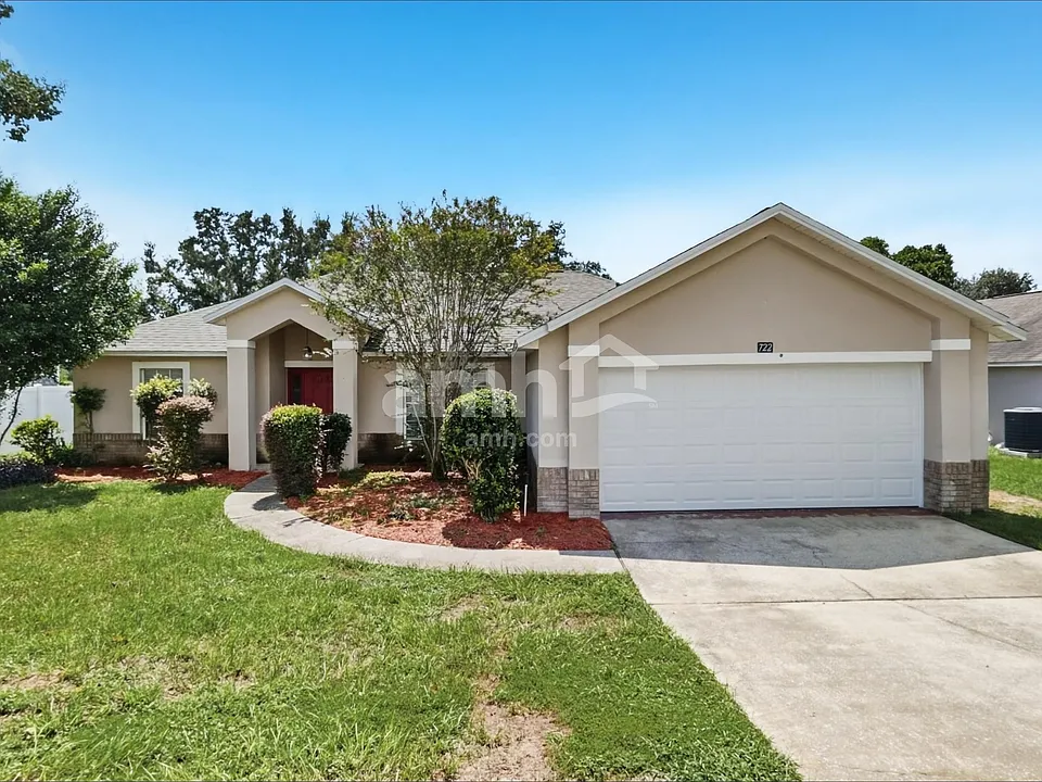 722 Meadow Park Dr