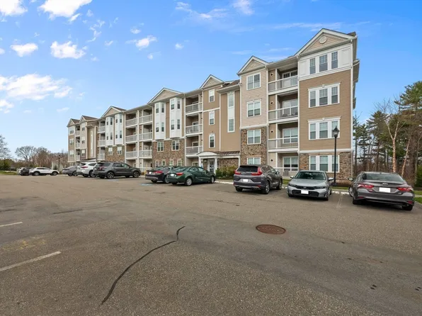 2 Francis Dr #107, Andover, MA 01810