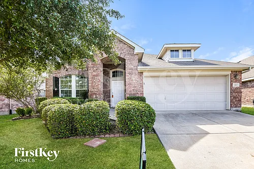 423 Hackberry Dr Photo 1