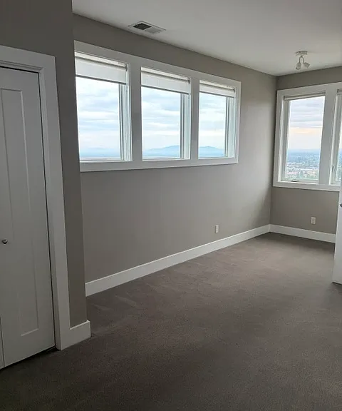 2572 NW Awbrey Point Cir — Photo 8