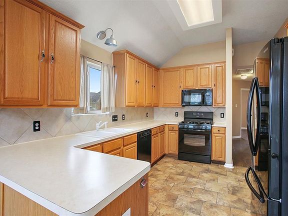 4th image of 3802 Oakwilde Cir
