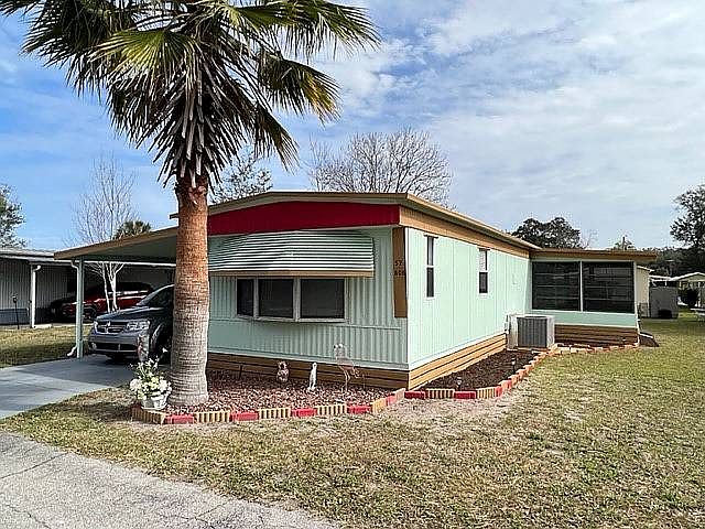 1st image of 806 Janet St