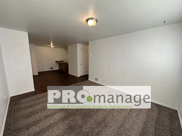 2592 Prospect Dr. — Photo 6