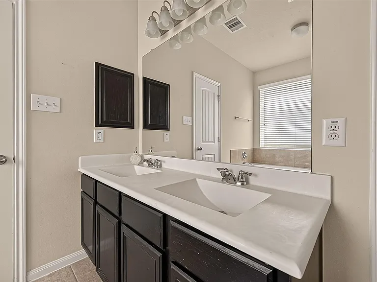 24906 Clover Ranch Dr — Photo 43