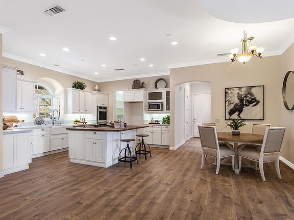 2nd image of 34725 Country Breeze Ln