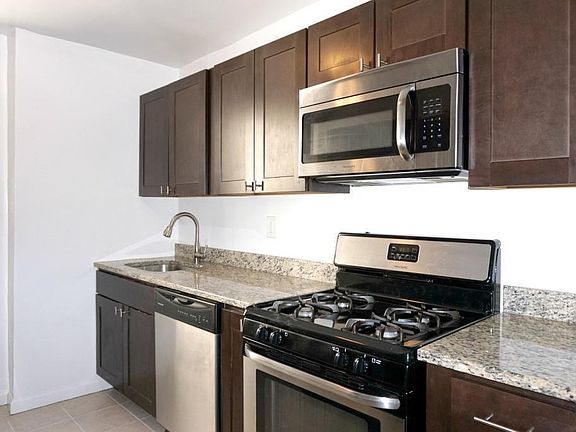5th image of 350 Sterling St APT 4E