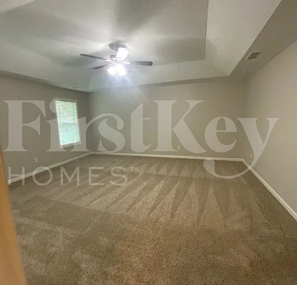 528 Valleyside Dr — Photo 10