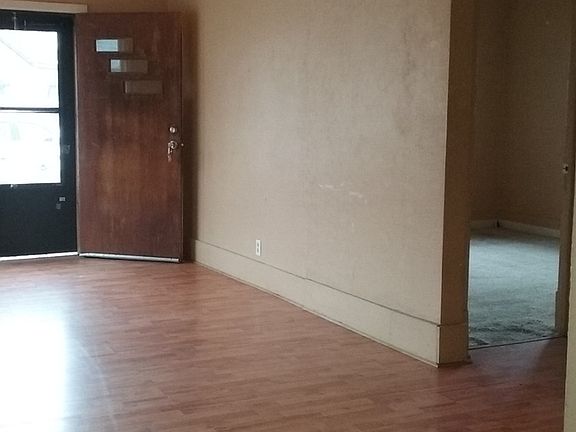 2nd image of 819 Orr St #819