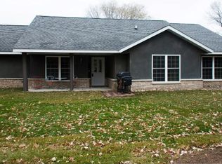 977 W 2nd St, Pillager, MN 56473