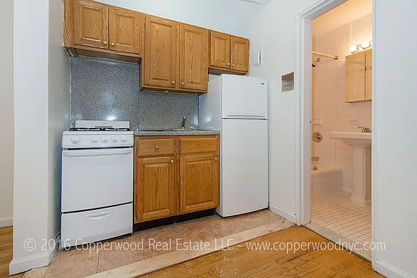 Rented by Copperwood Real Estate | media 22