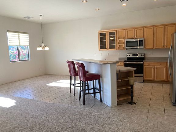 3rd image of 8572 N Sand Dune Pl