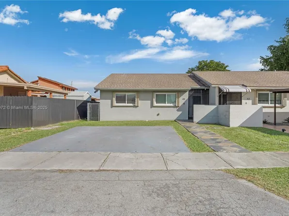 45 NW 109th Ct, Miami, FL 33172