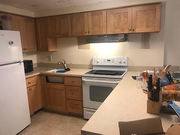 5th image of 100 Iroquois Dr APT 6
