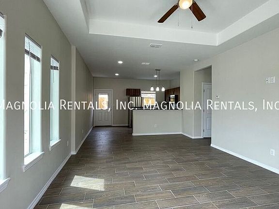 2nd image of 1710 W Powell St APT 1