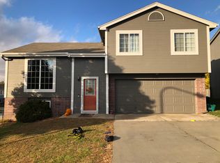 11470 Bauman Ave, Omaha, NE 68164