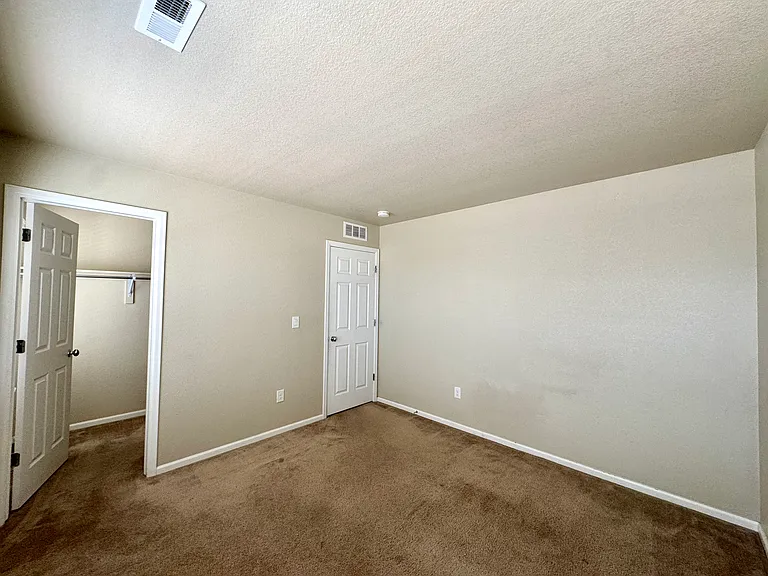 Bedroom 2 (Picture 2)