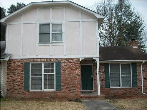 End Unit with Nice Curb Appeal