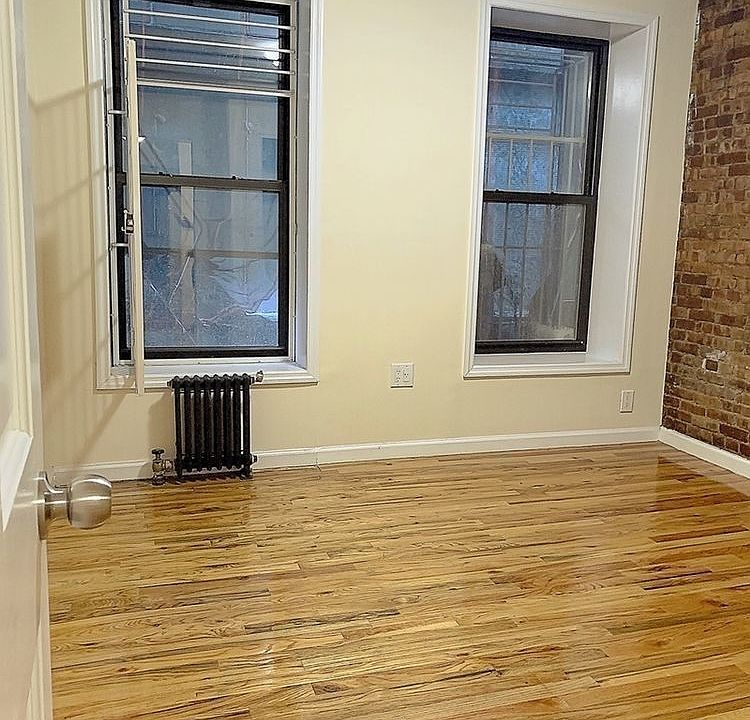 2nd image of 177 Chrystie St #2DD