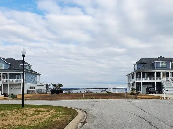 1200 Pinnacle Ct Lot 10, Morehead City, NC 28557