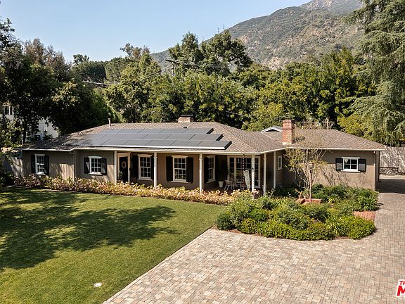 2nd image of 2085 E Altadena Dr
