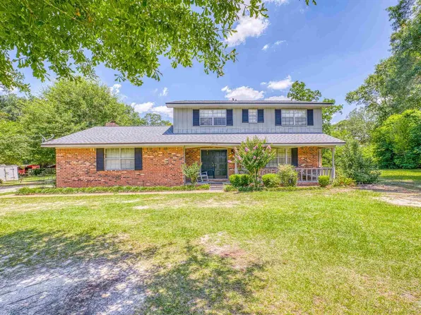 2510 Jeter Rd, Cantonment, FL 32533