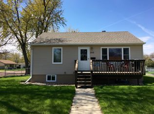 3015 S Summit Ave, Sioux Falls, SD 57105