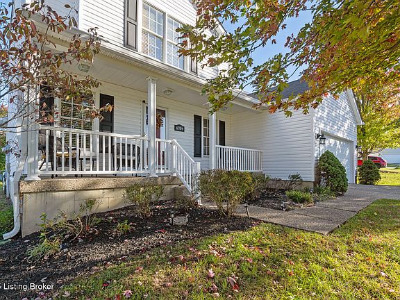 2nd image of 6704 Bluffview Cir