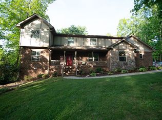 39 Hidden Brook Ln, Signal Mountain, TN 37377