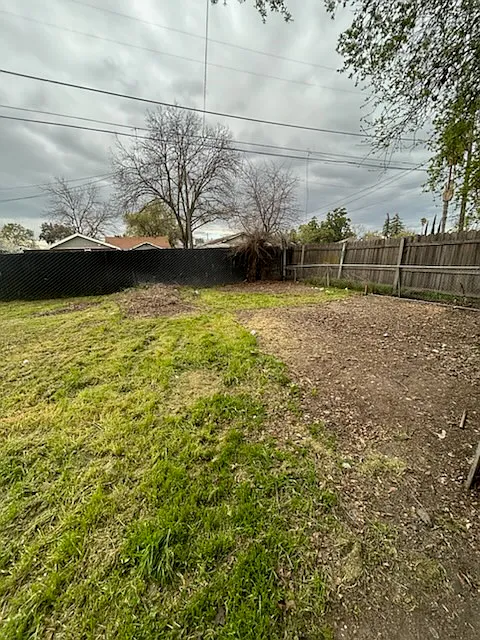 3 bed, 1212 sqft, $2,000 — Photo 3