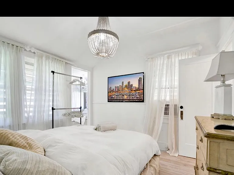 875 SW 13th Ave — Photo 15