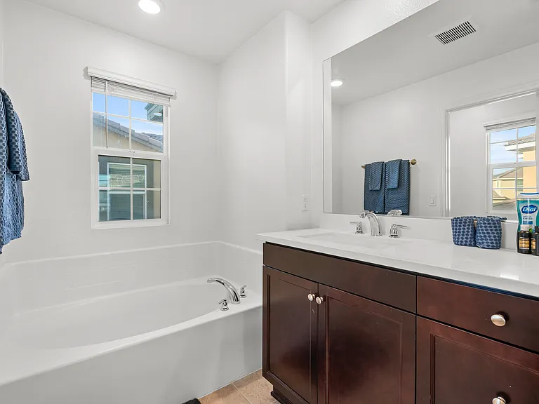 5910 Sendero Ave — Photo 22