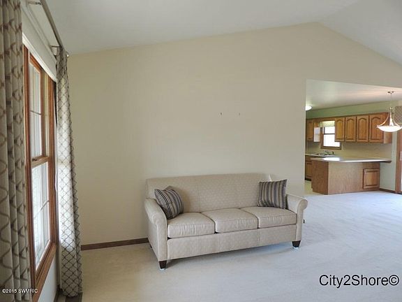 5th image of 4659 Teton Ct SW