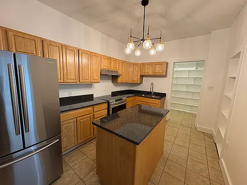 89 Columbia St #4 Photo 1