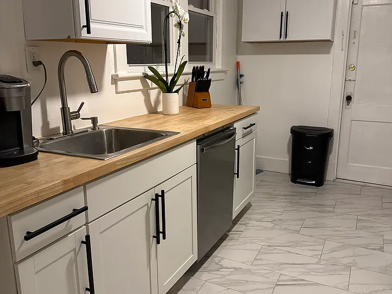 629 Providence St #1 — Photo 7