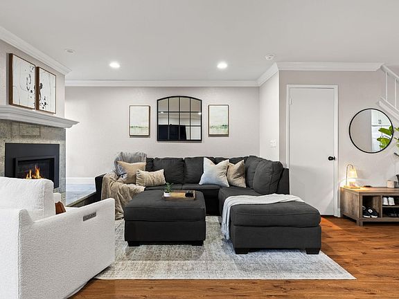 5th image of 4127 Amberwood Circle