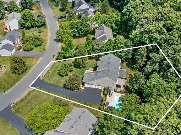 5th image of 13246 Amblewood Dr