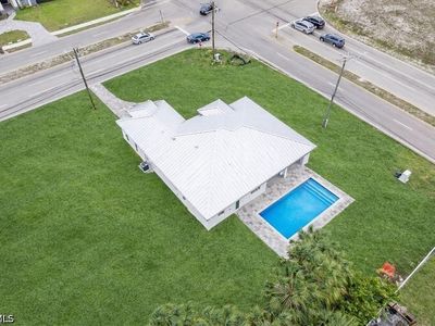 2 Nelson Rd N, Cape Coral, FL, 33993