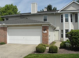19350 Bradford Ct, Strongsville, OH 44149