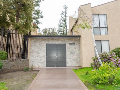 22038 Vanowen St APT 212, Canoga Park, CA, 91303