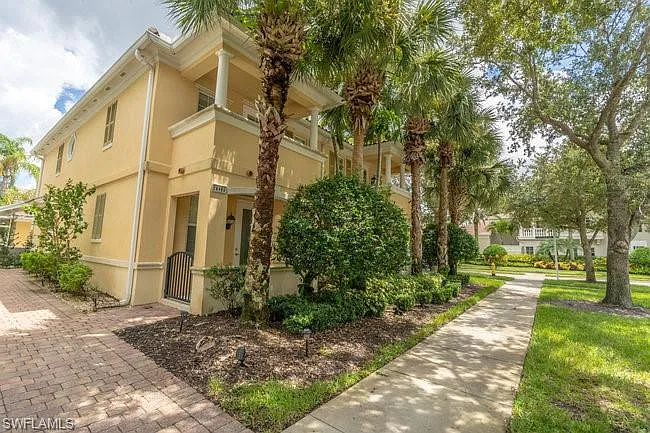 28495 Villagewalk Blvd — Photo 3