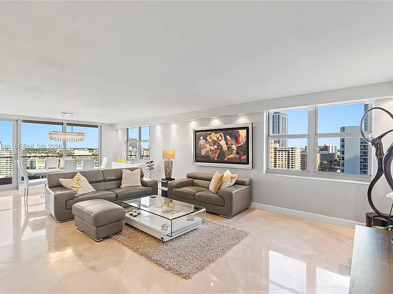 1920 S Ocean Dr #17D — Photo 5