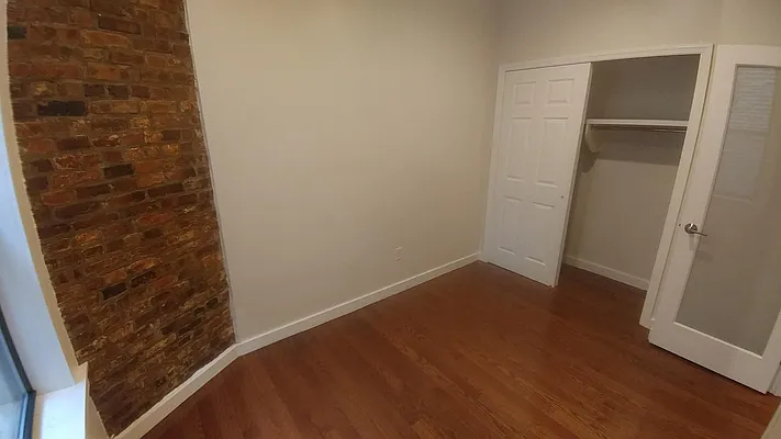 Rented by Downtown Mgt & Realty LLC | media 13