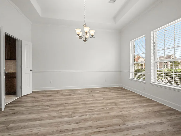 14807 Kenton Place Ln — Photo 4