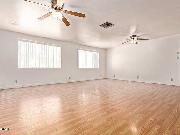 3rd image of 8301 N 28th Drive