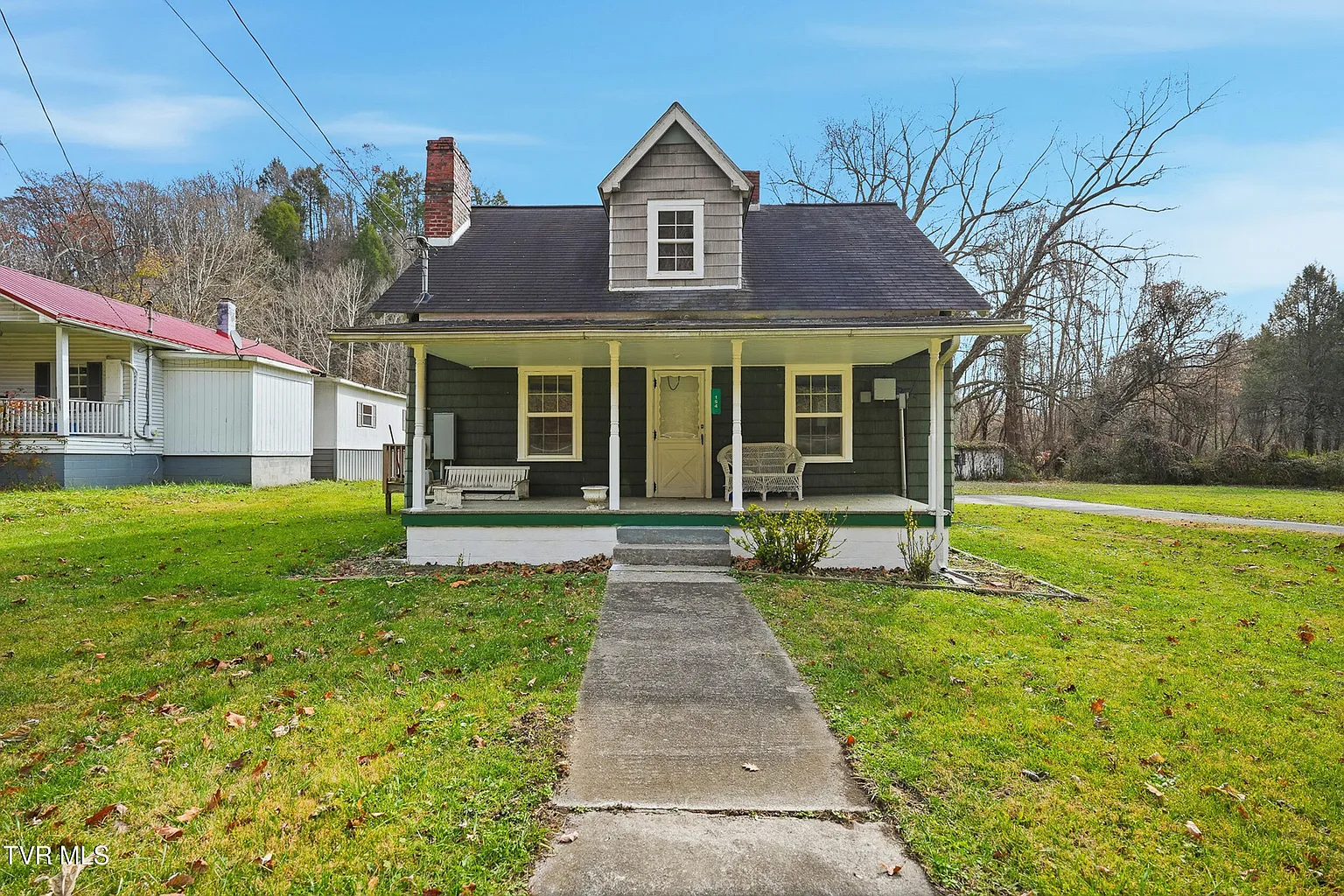 154 Dante Rd photo 1