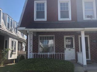 2244 Reading Ave, West Lawn, PA 19609