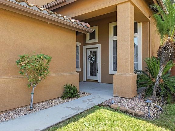 3rd image of 30953 Eagle Ct
