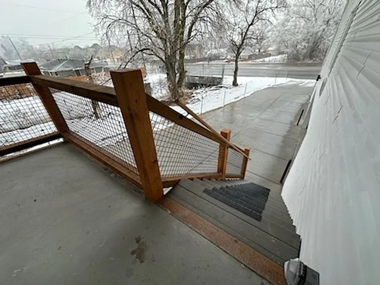 498 E Fort Union Blvd — Photo 20