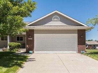 1524 Alder Dr, North Liberty, IA 52317